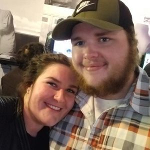 Meet your Posher, Hailey